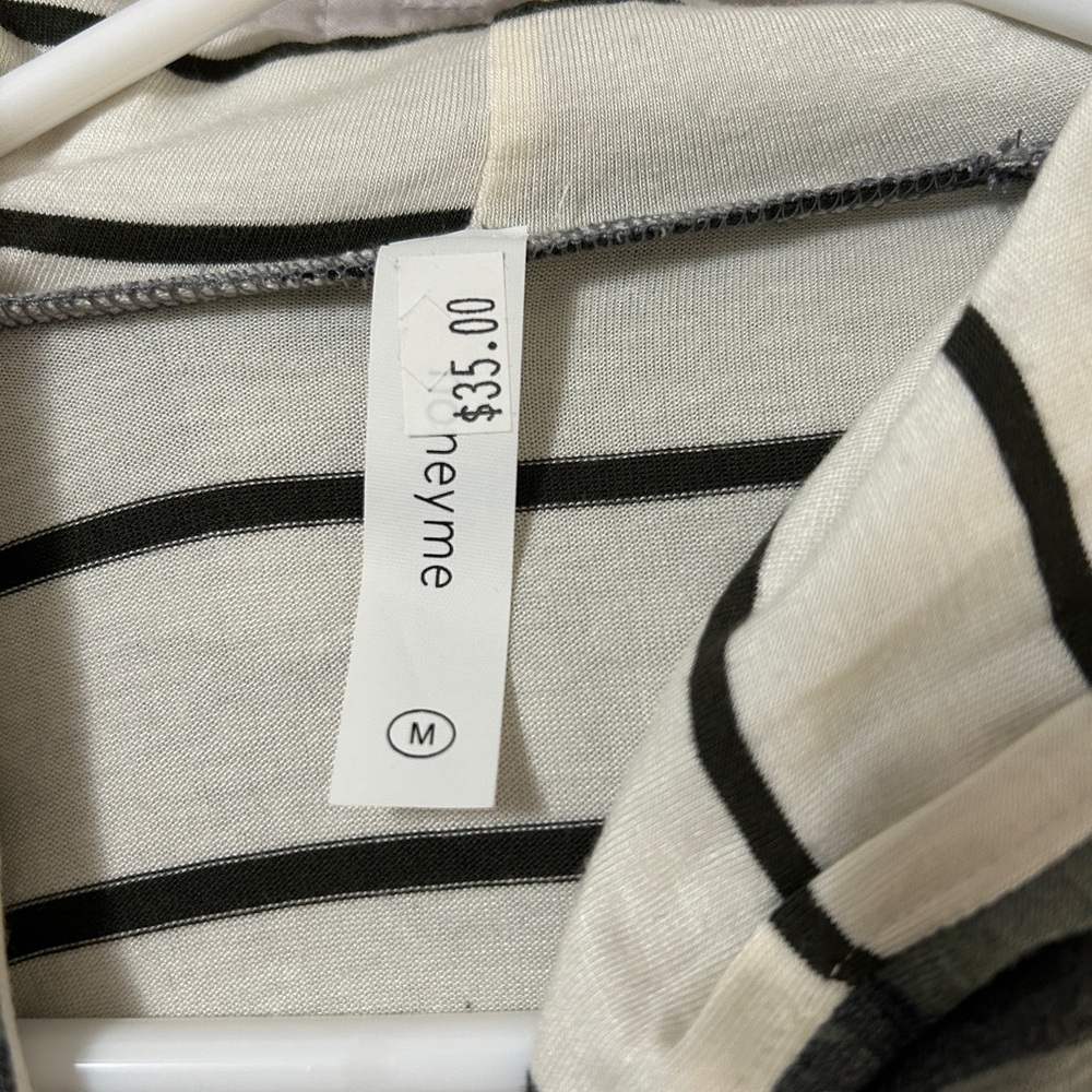 NWOT!! Honeyme  Striped hoodie - Size Medium - Picture 3 of 3